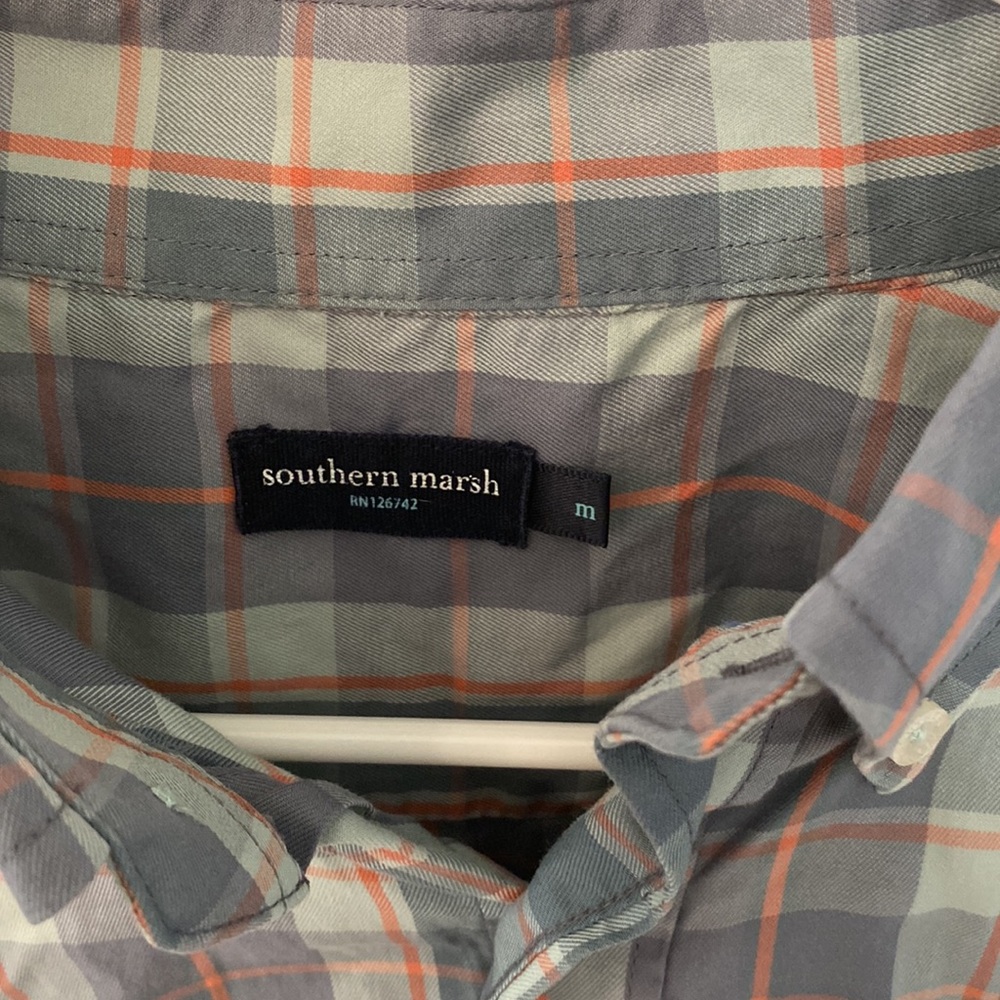 Southern Marsh Button Down. Size Medium - image 2